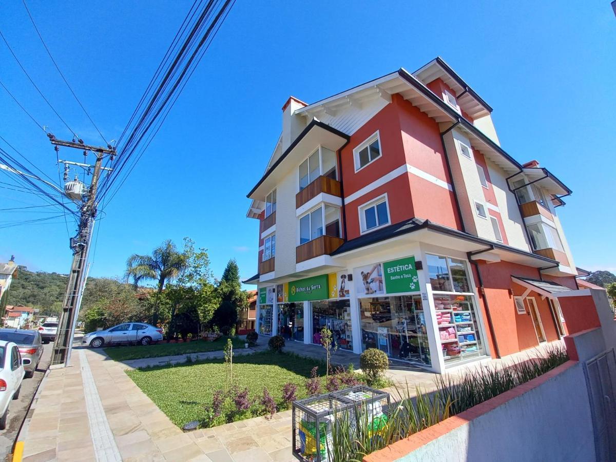 Gramado - Apartamento Aconchegante Com Lareira E Churrasqueira Exterior photo